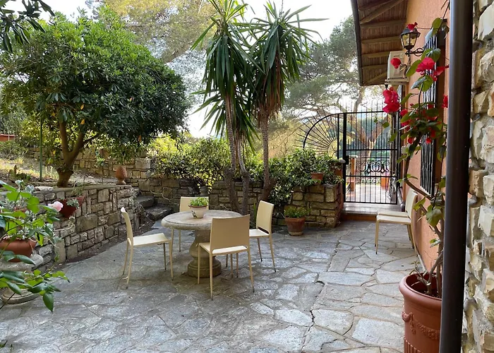Villa Gemma In A Pinamare Marina dʼAndora
